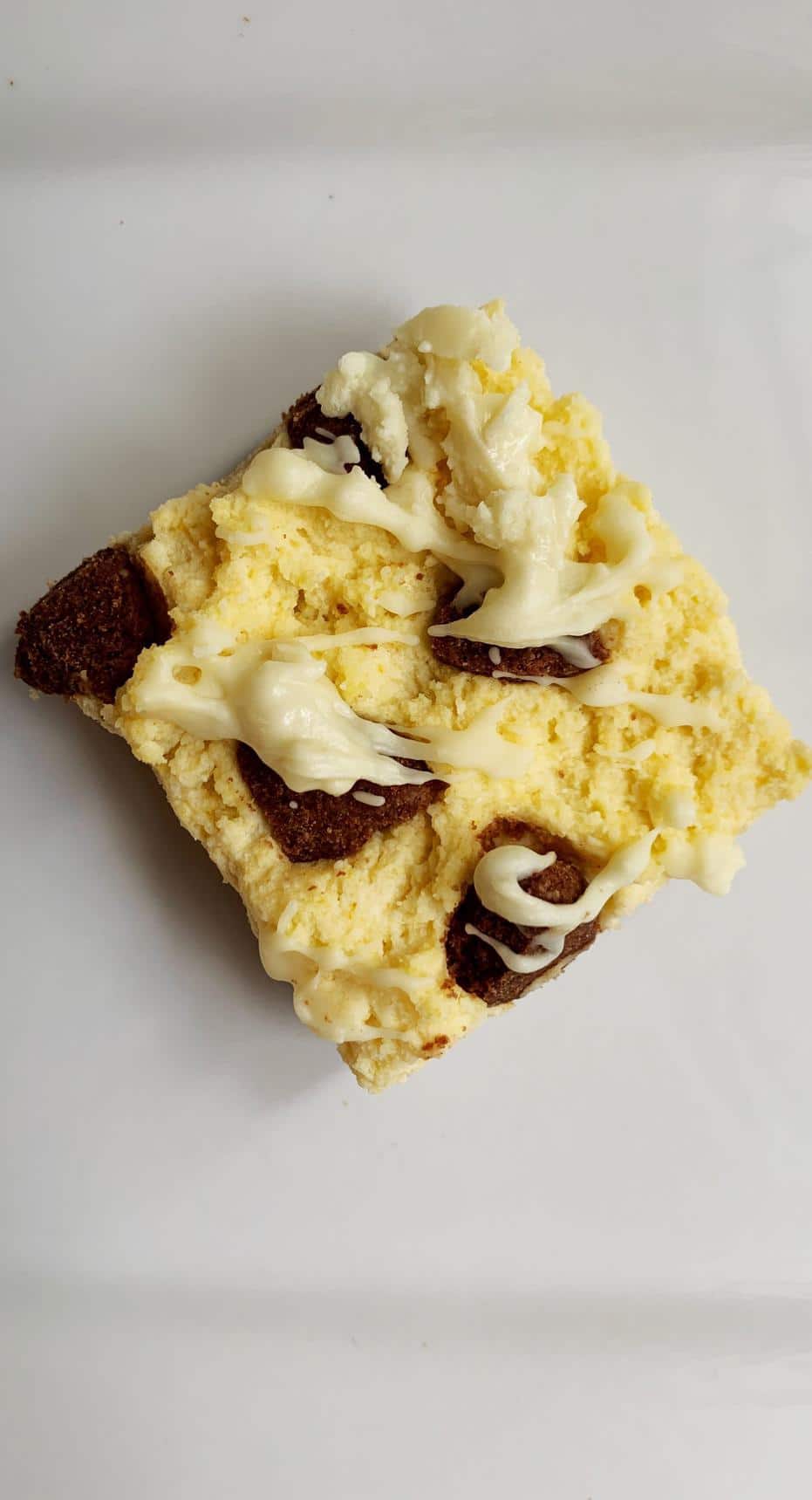Banana Cookies Cream Cheesecake Bars