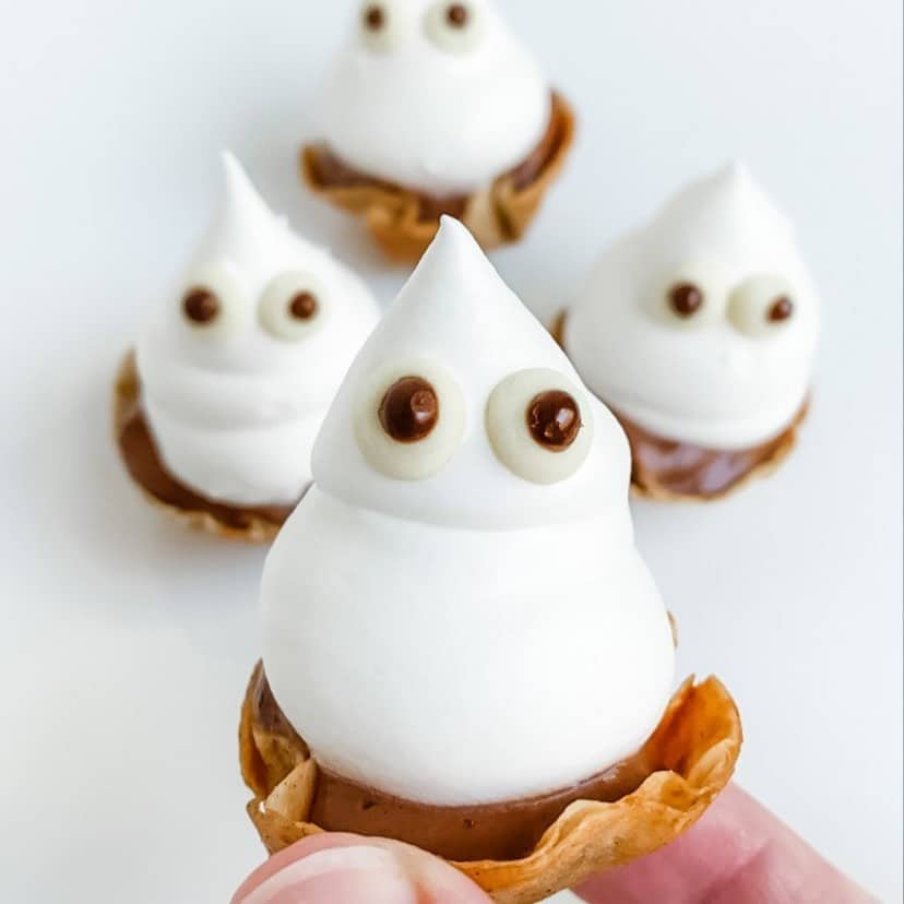 Simply Delish Churro Boo Bites