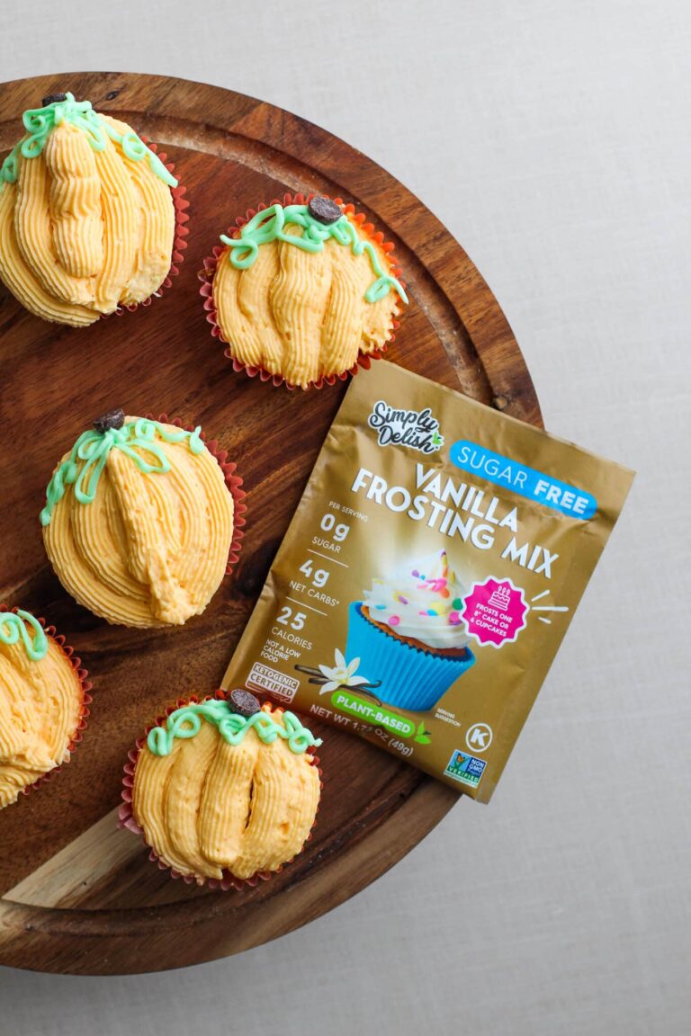 Pumpkin Cream Cheese Muffins