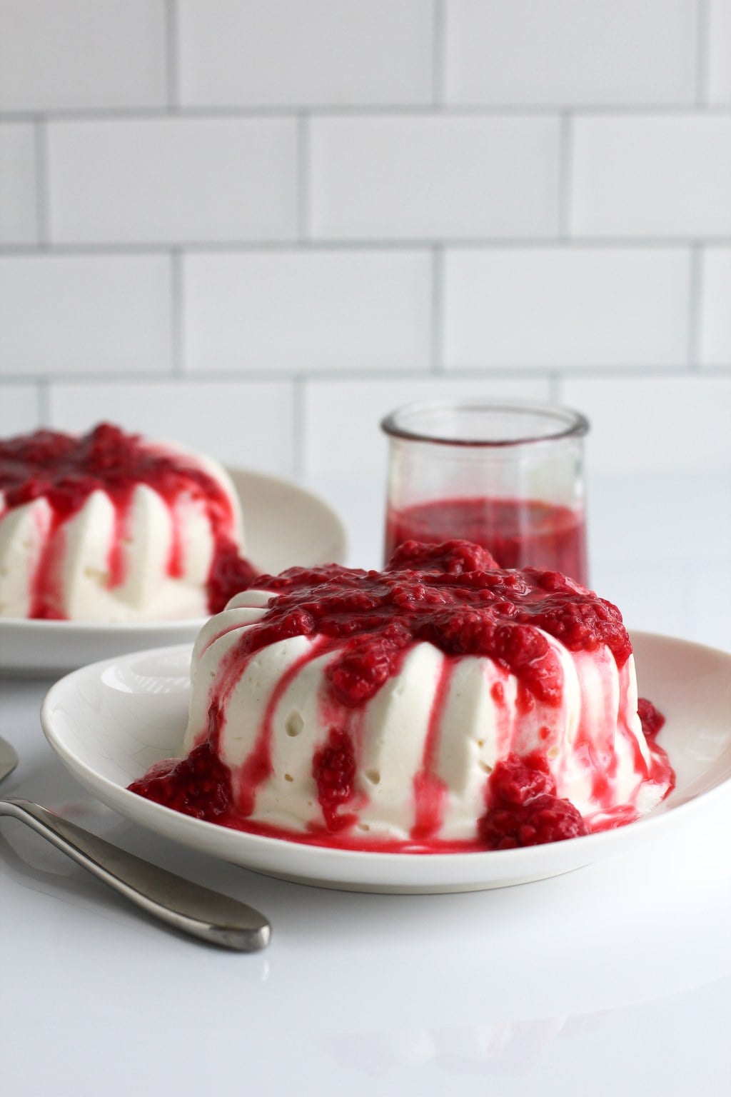 Raspberry Cream Dessert Cake 01